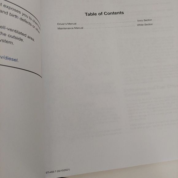 Freightliner Business Class M2 Driver's Maintenance Manual Book STI-455-7 Truck - Picture 2 of 12